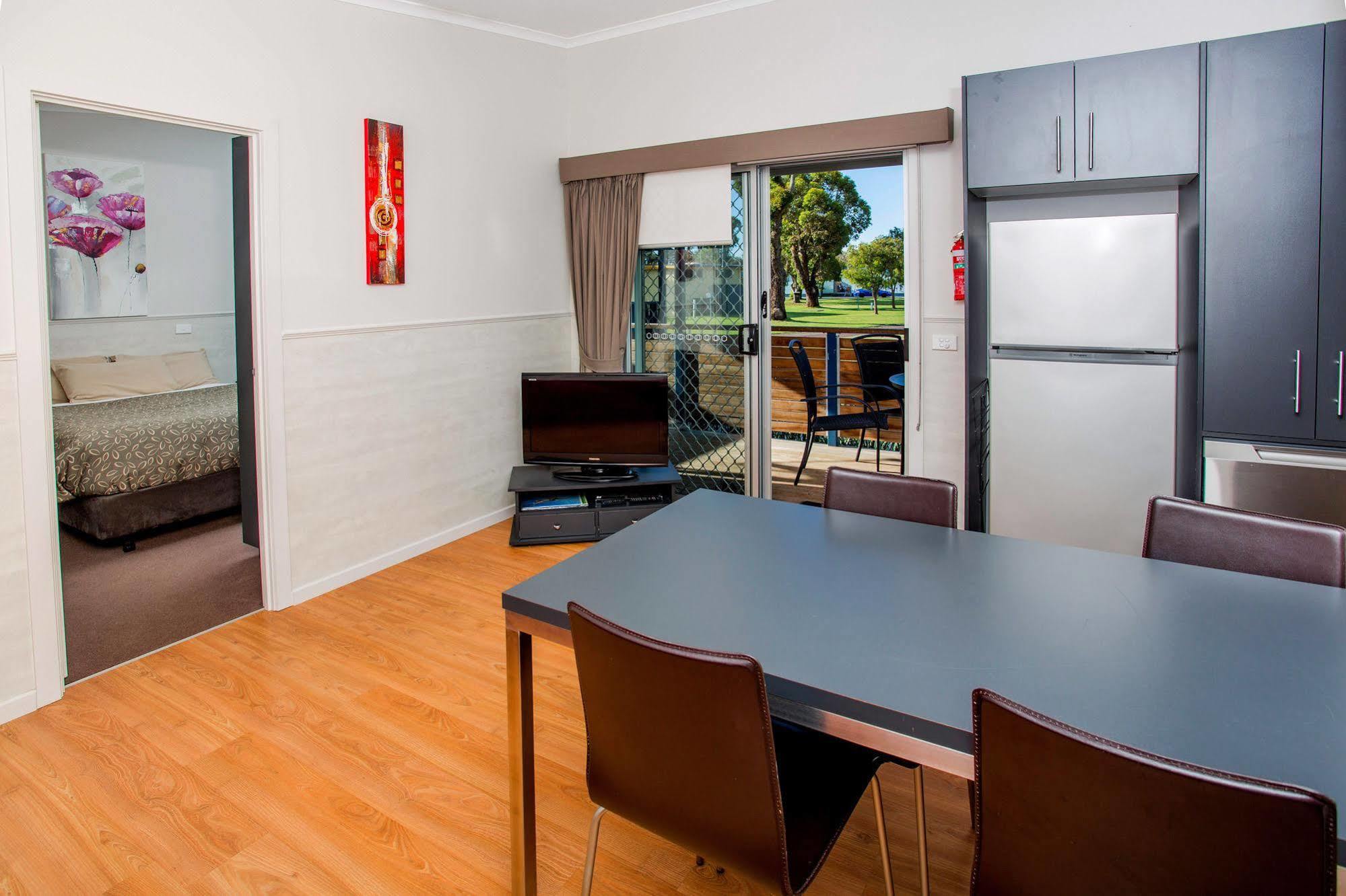 Big4 Port Fairy Holiday Park Esterno foto